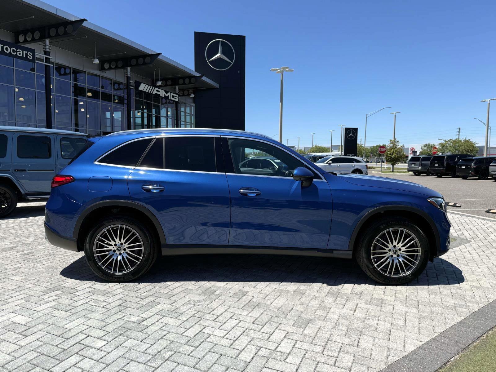 Used 2025 Mercedes-Benz GLC 300 image 6