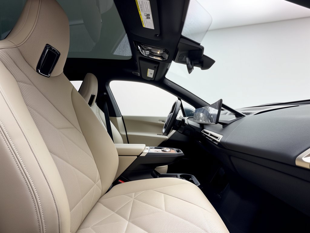 Used 2024 BMW iX M60 AWD/4WD image 30