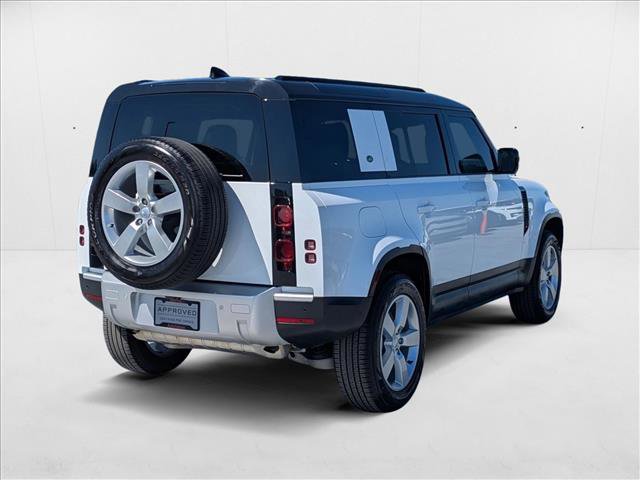 Used 2024 Land Rover Defender 110 S image 5