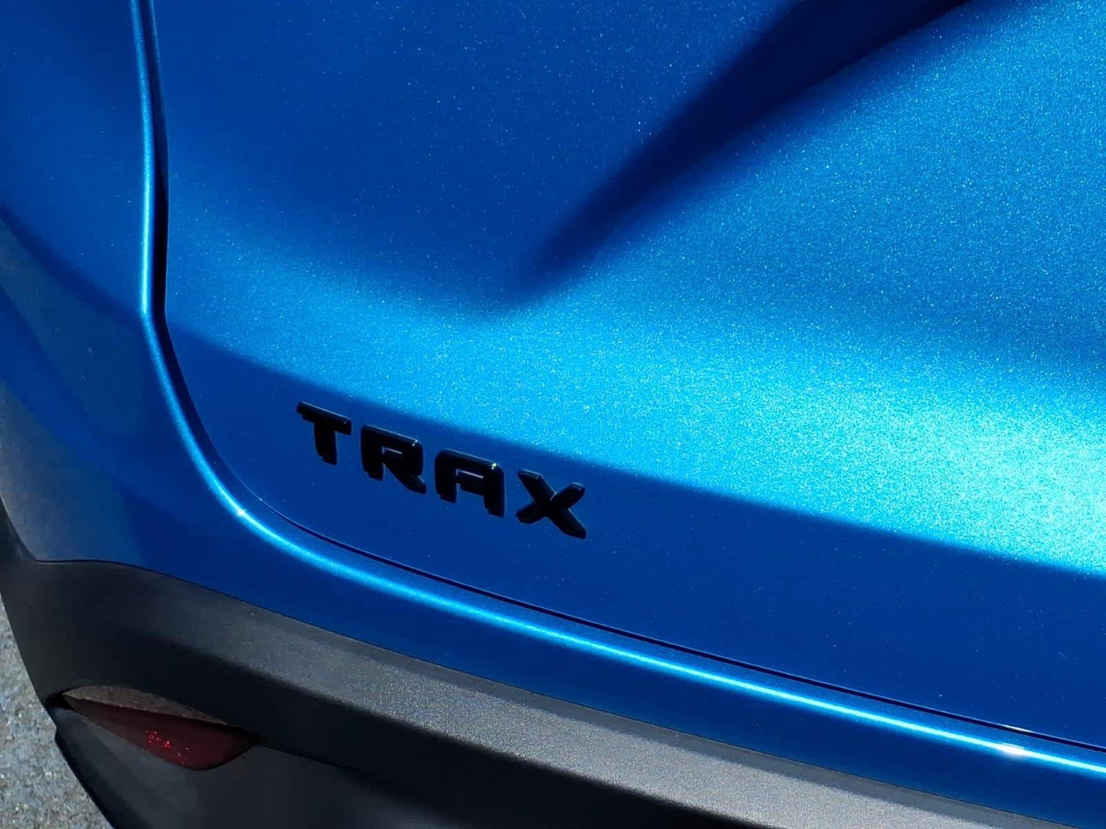 Used 2026 Chevrolet Trax RS w/ Sunroof Package FWD image 18