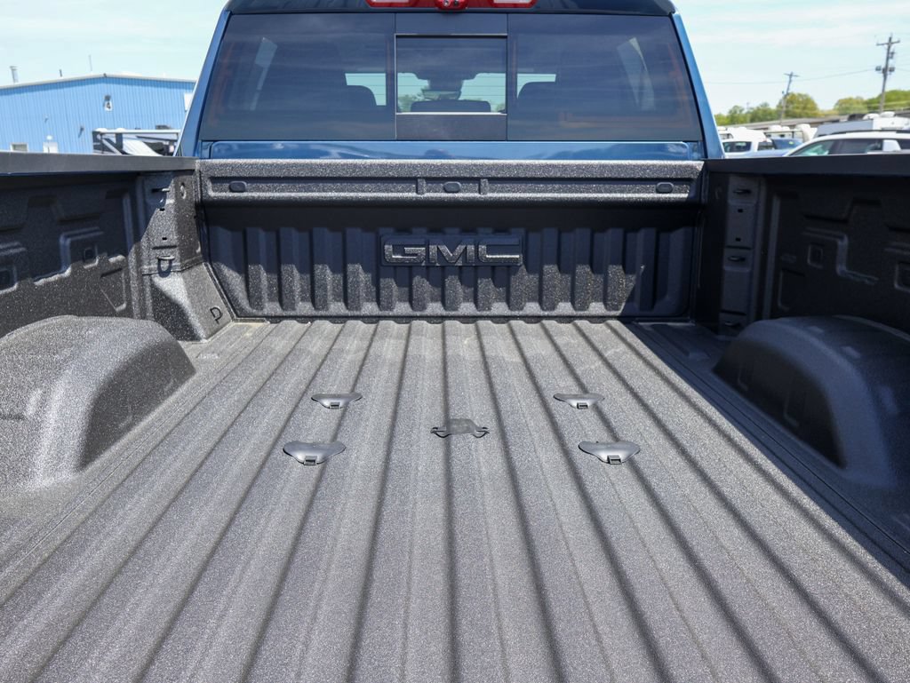 New 2026 GMC Sierra 3500 Denali w/ Denali Reserve Package AWD/4WD image 6