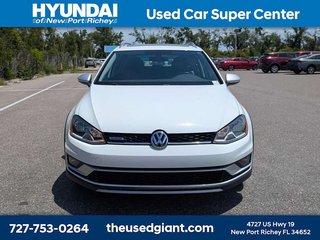 Used 2017 Volkswagen Golf Alltrack SE AWD/4WD image 8
