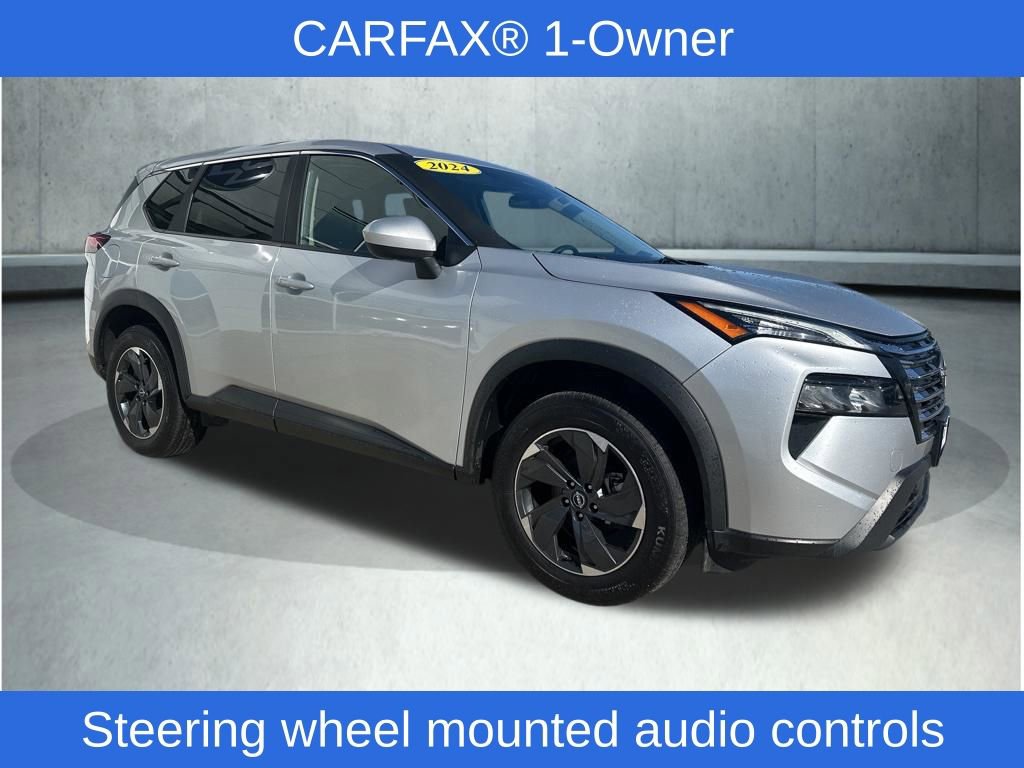 Used 2024 Nissan Rogue SV image 8