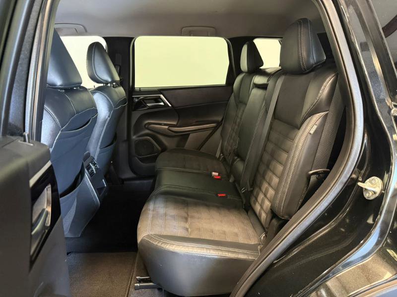Used 2022 Mitsubishi Outlander SE FWD image 18