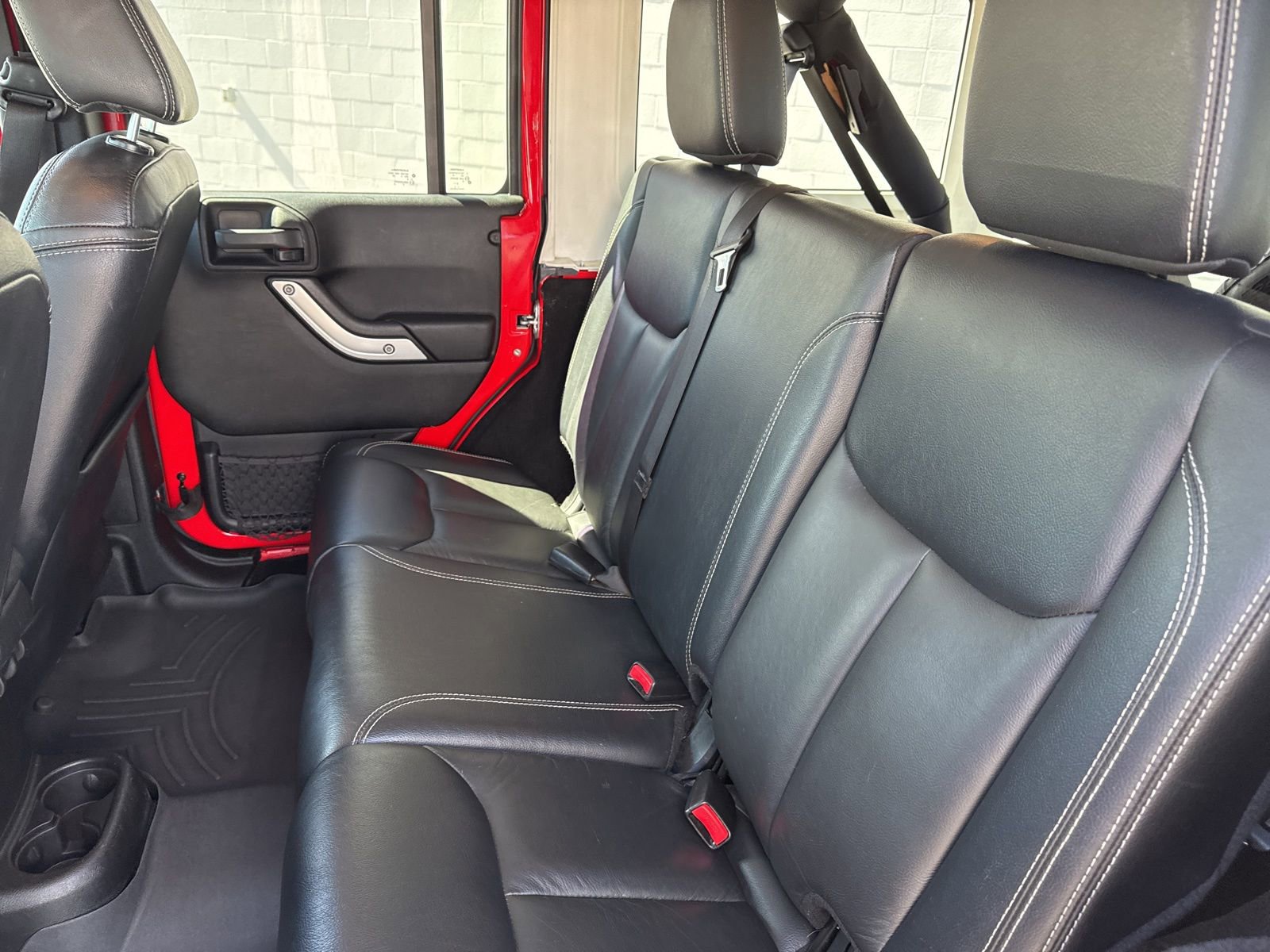 Used 2015 Jeep Wrangler Unlimited Sahara w/ Dual Top Group image 15