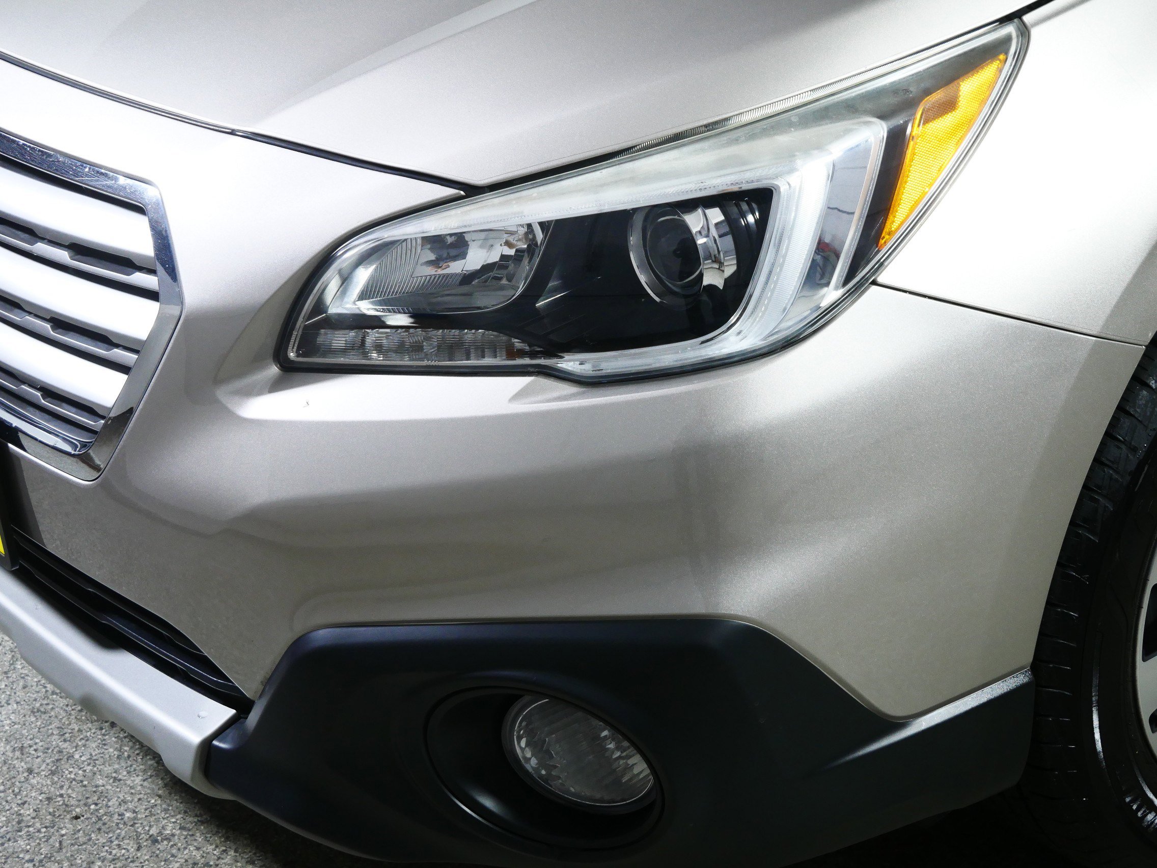 Used 2017 Subaru Outback 2.5i Limited image 16