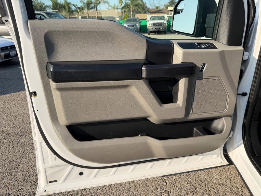 Used 2015 Ford F150 XL w/ Equipment Group 101A Mid RWD image 15