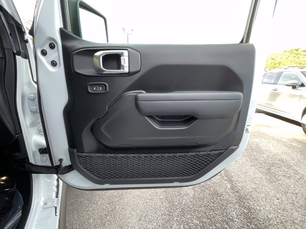New 2026 Jeep Wrangler Unlimited Sport AWD/4WD image 21