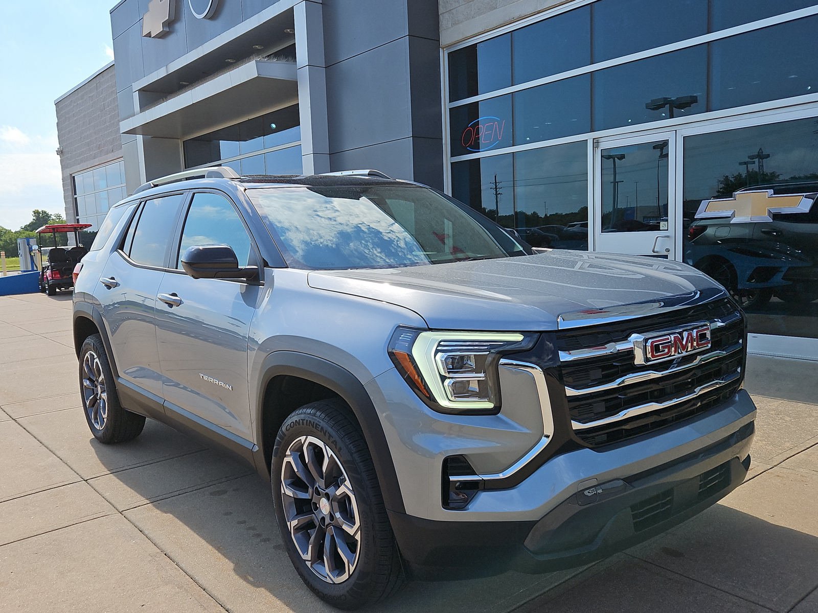New 2027 GMC Terrain Elevation w/ Elevation Premium Package FWD image 1