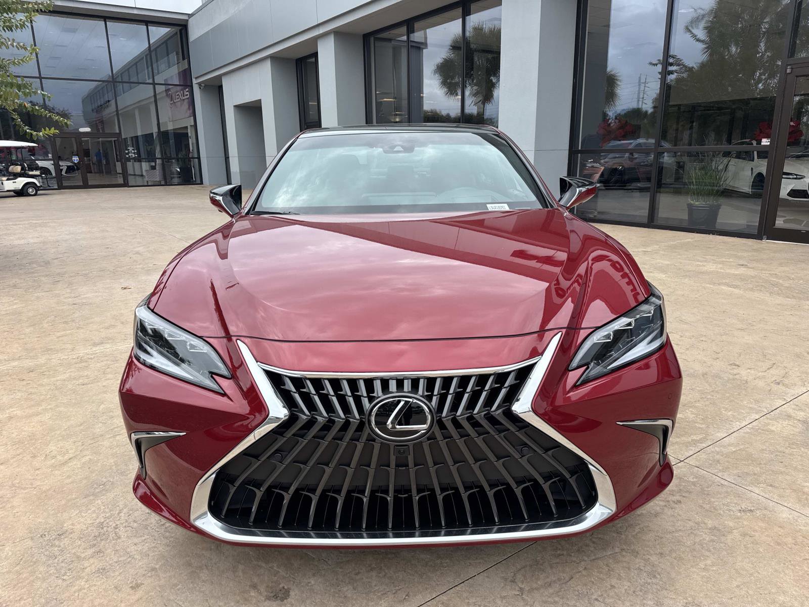 New 2025 Lexus ES 350 Ultra Luxury image 8