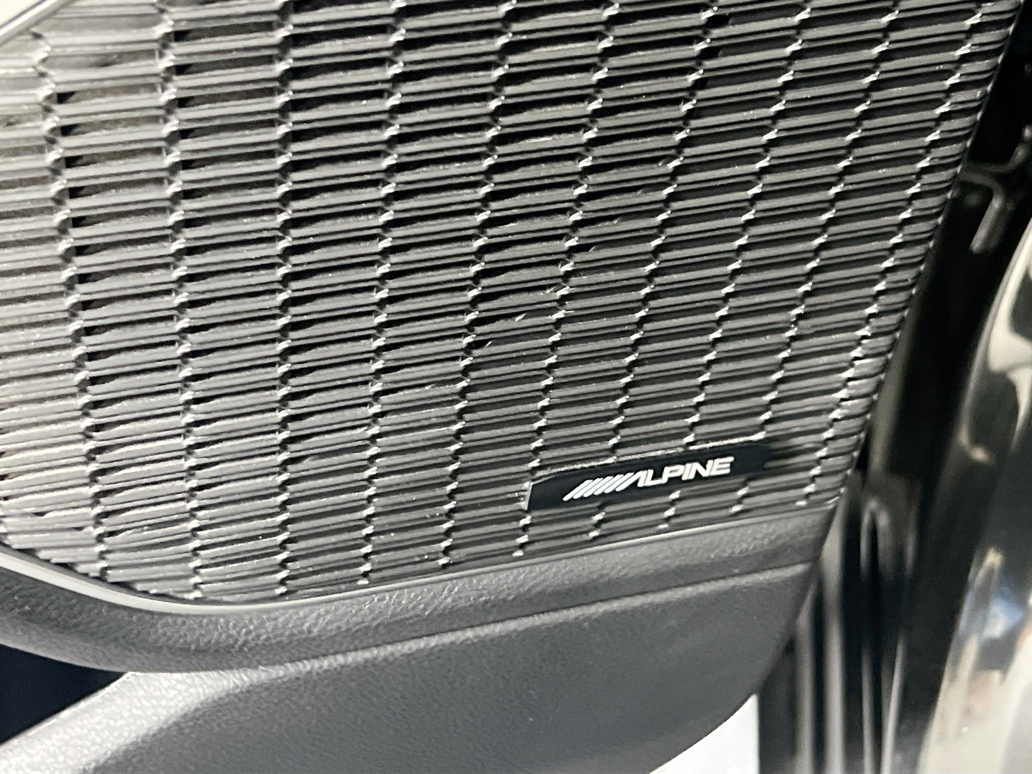 Used 2023 Jeep Grand Cherokee L Limited image 18