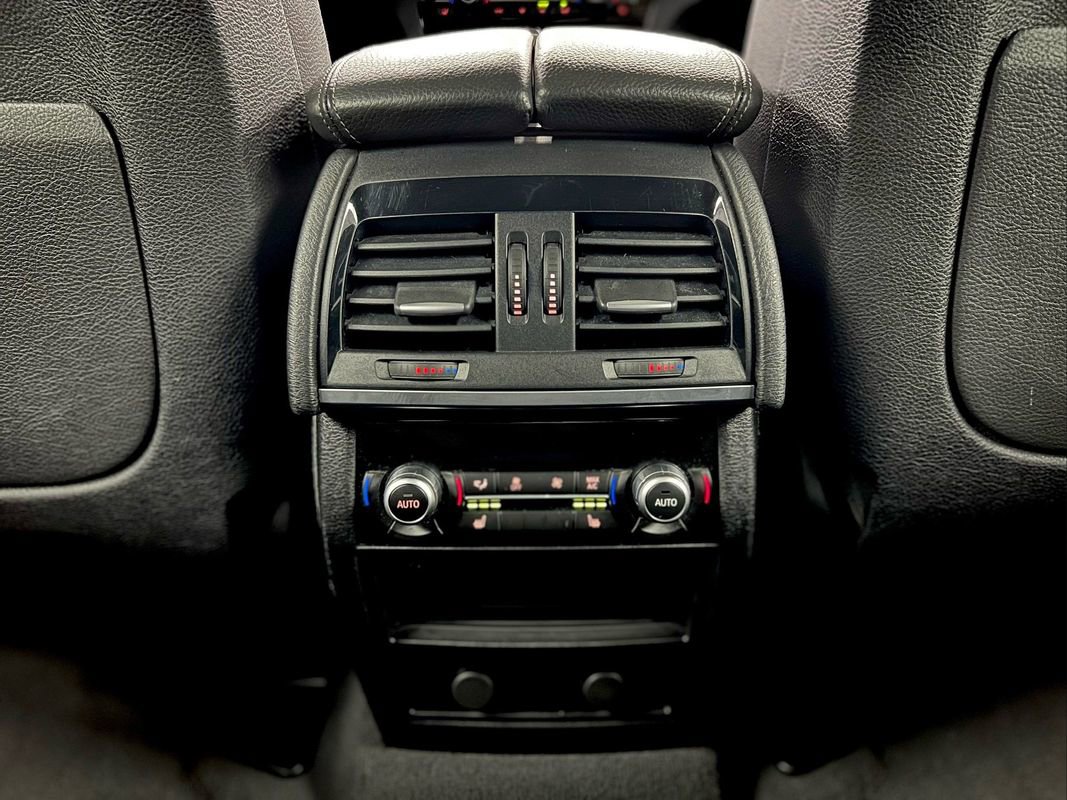 Used 2019 BMW X6 xDrive35i w/ M Sport Package image 26