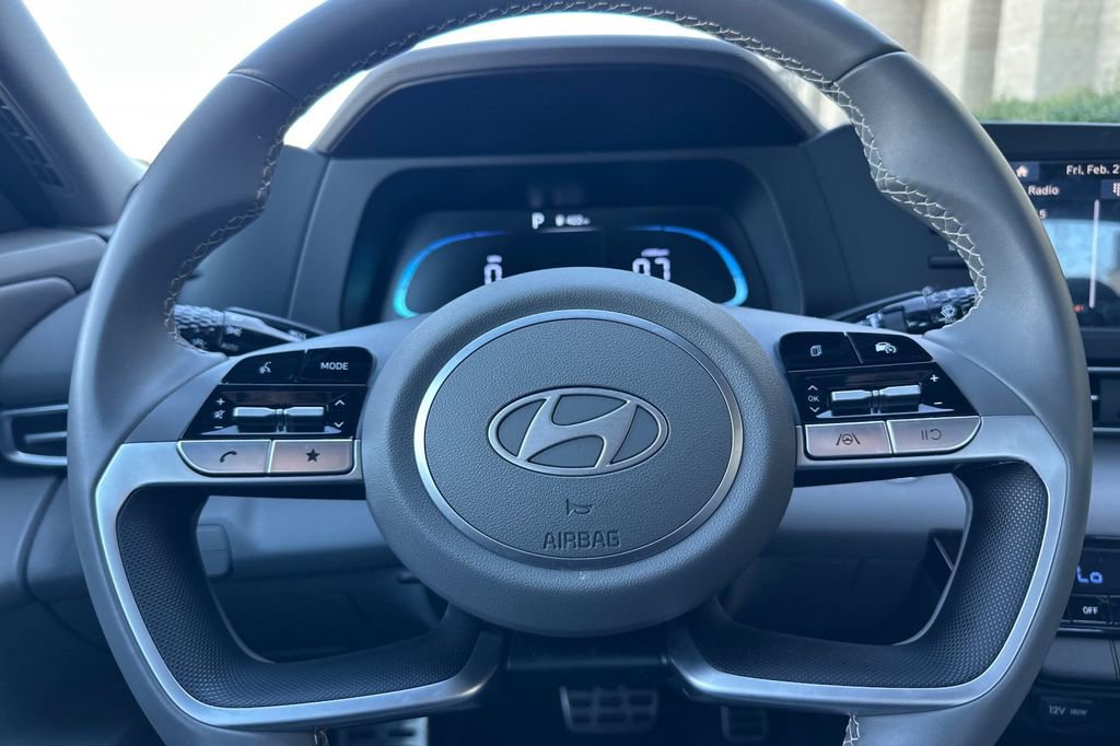 New 2025 Hyundai Elantra Sport FWD image 20