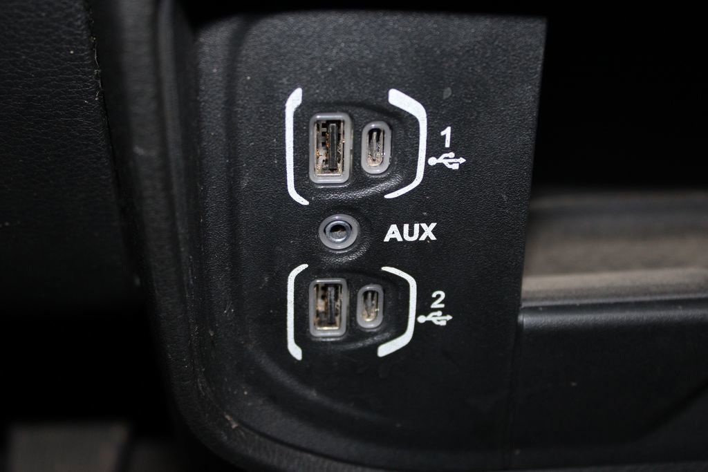 Used 2022 RAM 2500 Tradesman image 38