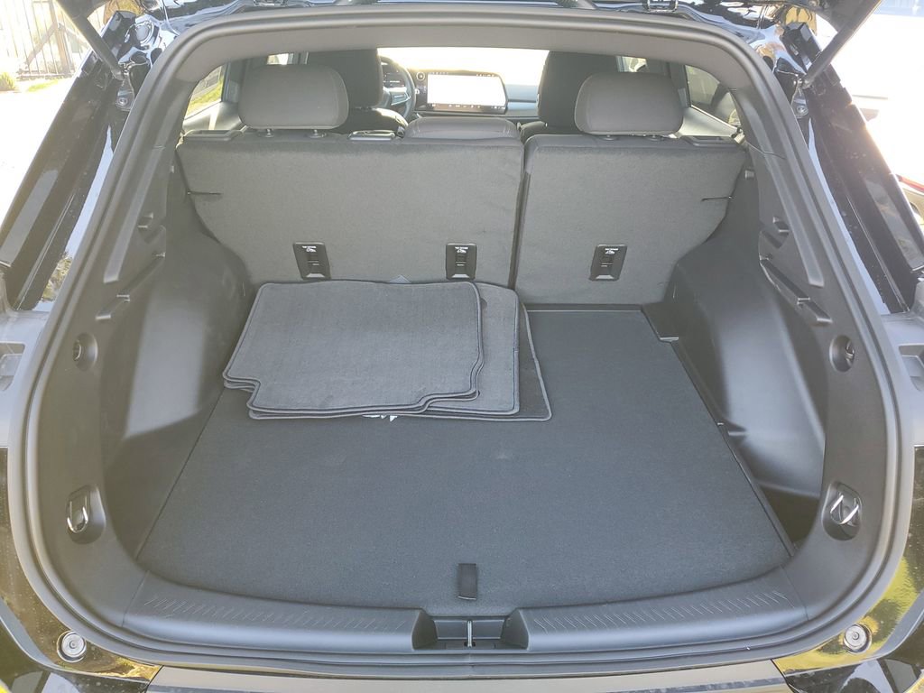 New 2026 Chevrolet Equinox EV LT image 8