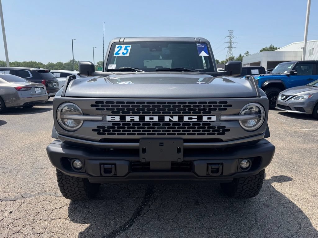 Used 2025 Ford Bronco Badlands AWD/4WD image 3