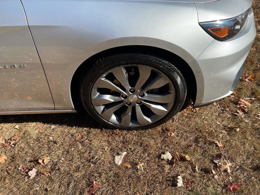 Used 2017 Chevrolet Malibu Premier w/ Premier Sun and Wheel Package FWD image 24