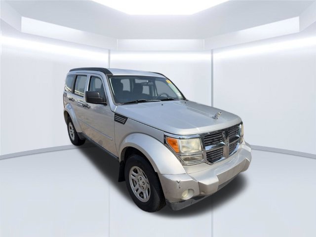 Used 2009 Dodge Nitro SE RWD image 3