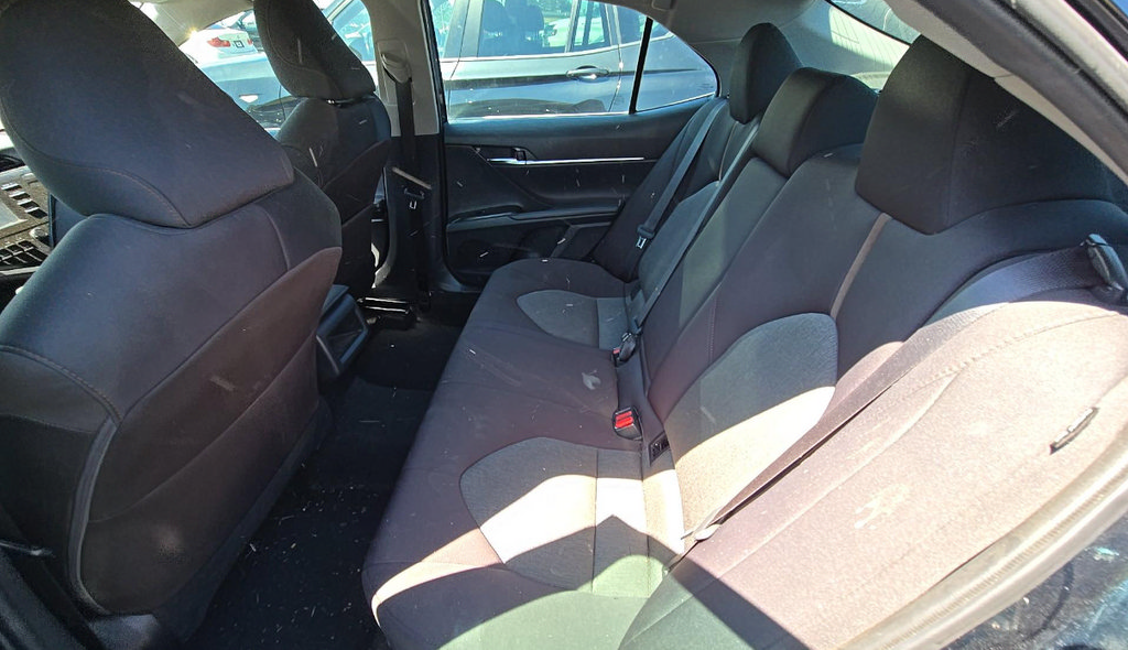 Used 2020 Toyota Camry LE FWD image 10