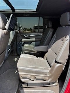 Used 2021 GMC Yukon XL Denali w/ Denali Premium Package AWD/4WD image 17