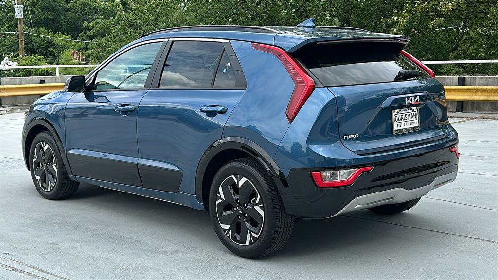 New 2026 Kia Niro Wind FWD image 3