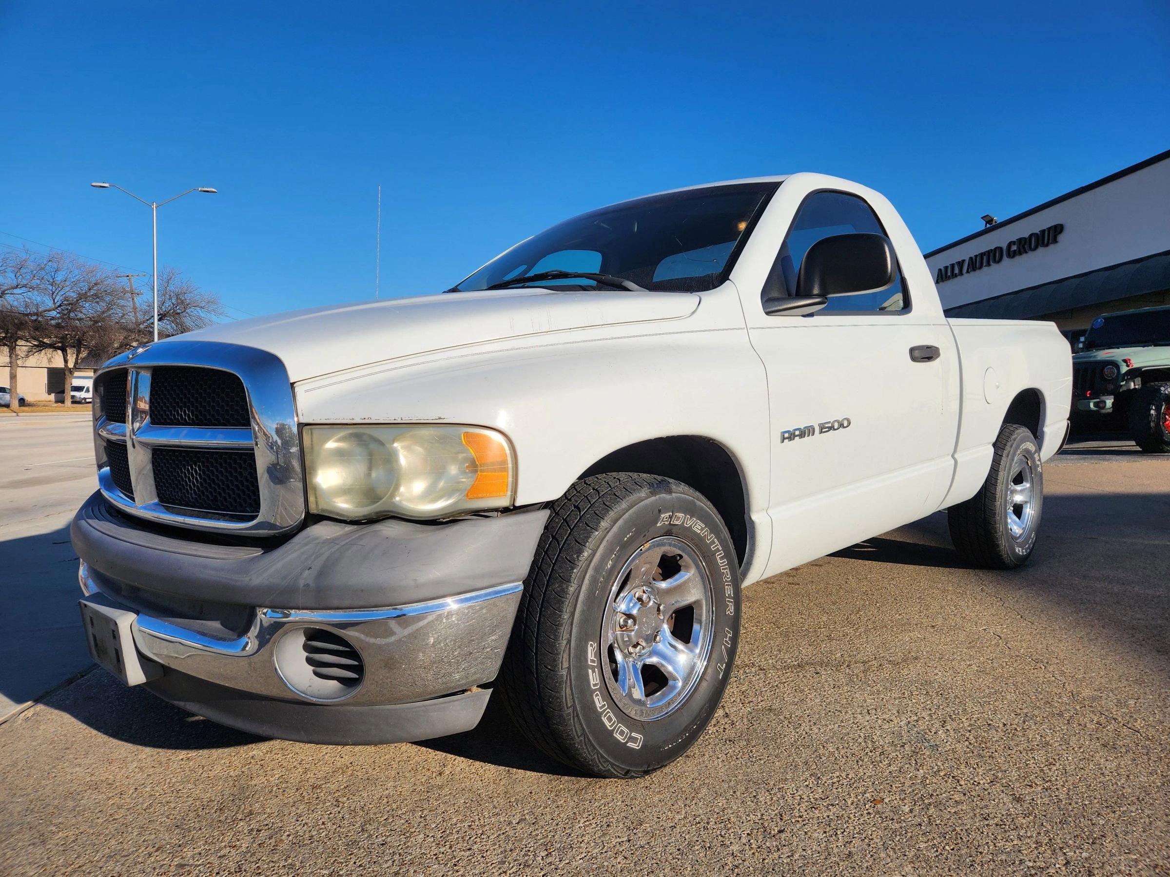 Used 2002 Dodge Ram 1500 Truck 2WD Regular Cab image 2