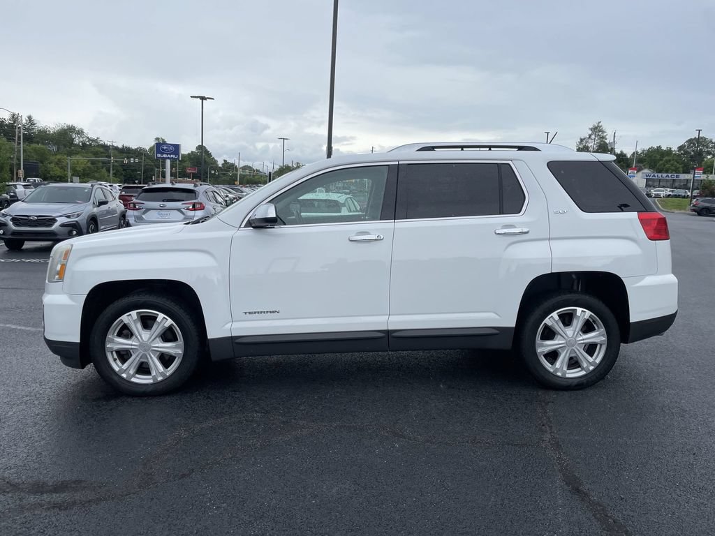 Used 2017 GMC Terrain SLT AWD/4WD image 3