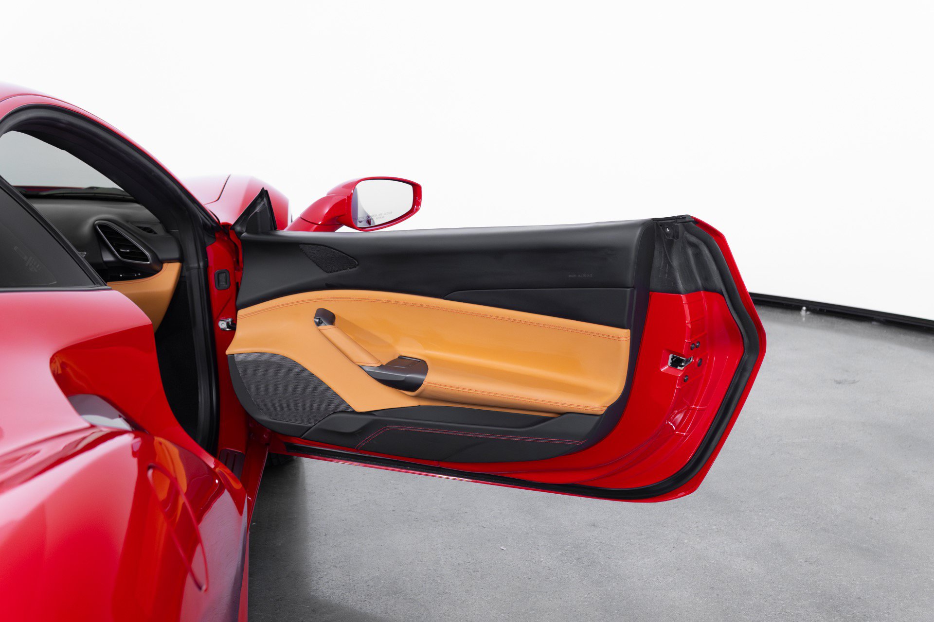 Used 2017 Ferrari 488 GTB RWD image 46