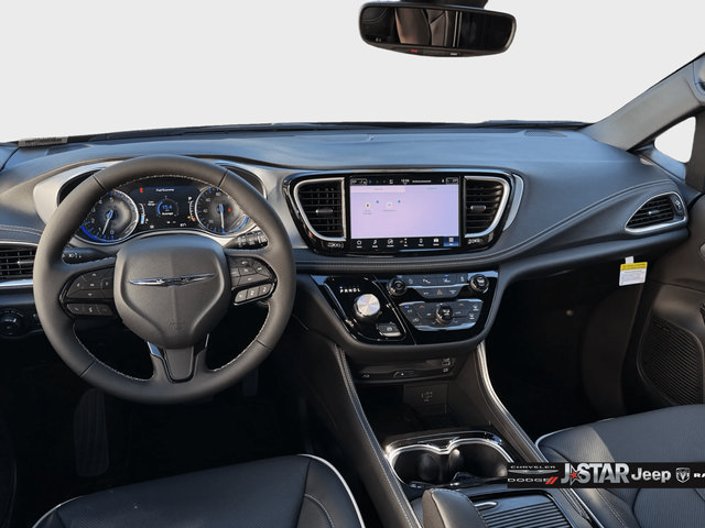 New 2026 Chrysler Pacifica Limited w/ Uconnect Theater Family Group FWD image 9