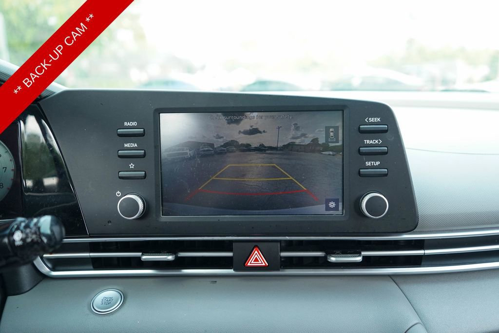Used 2022 Hyundai Elantra SEL w/ Convenience Package image 18