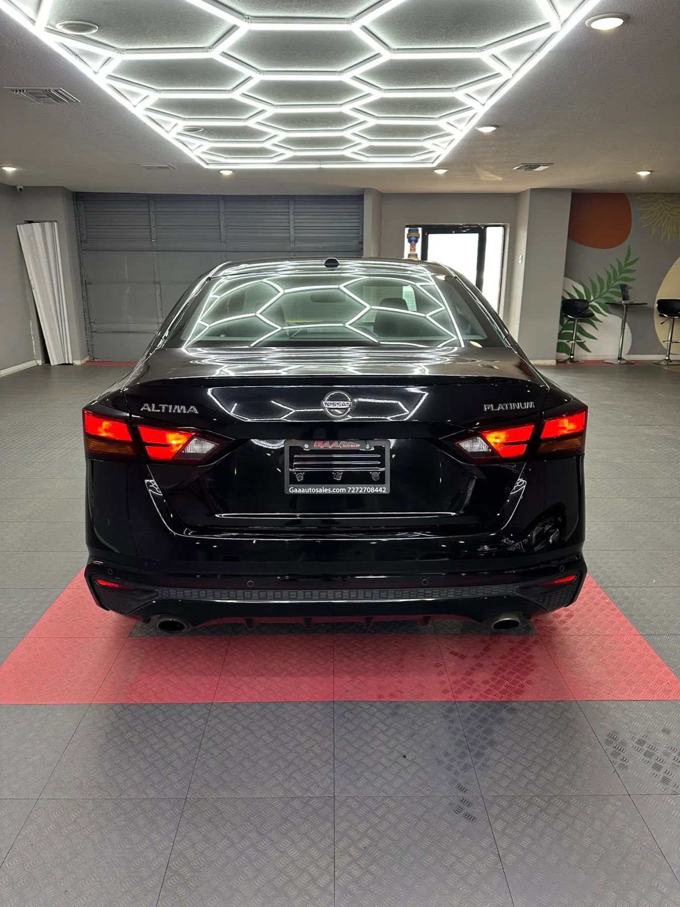 Used 2019 Nissan Altima 2.5 Platinum image 5