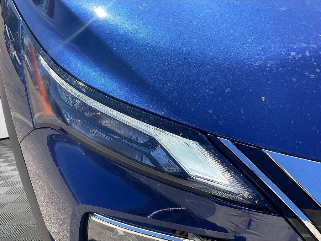 Used 2023 Nissan Rogue SV AWD/4WD image 31