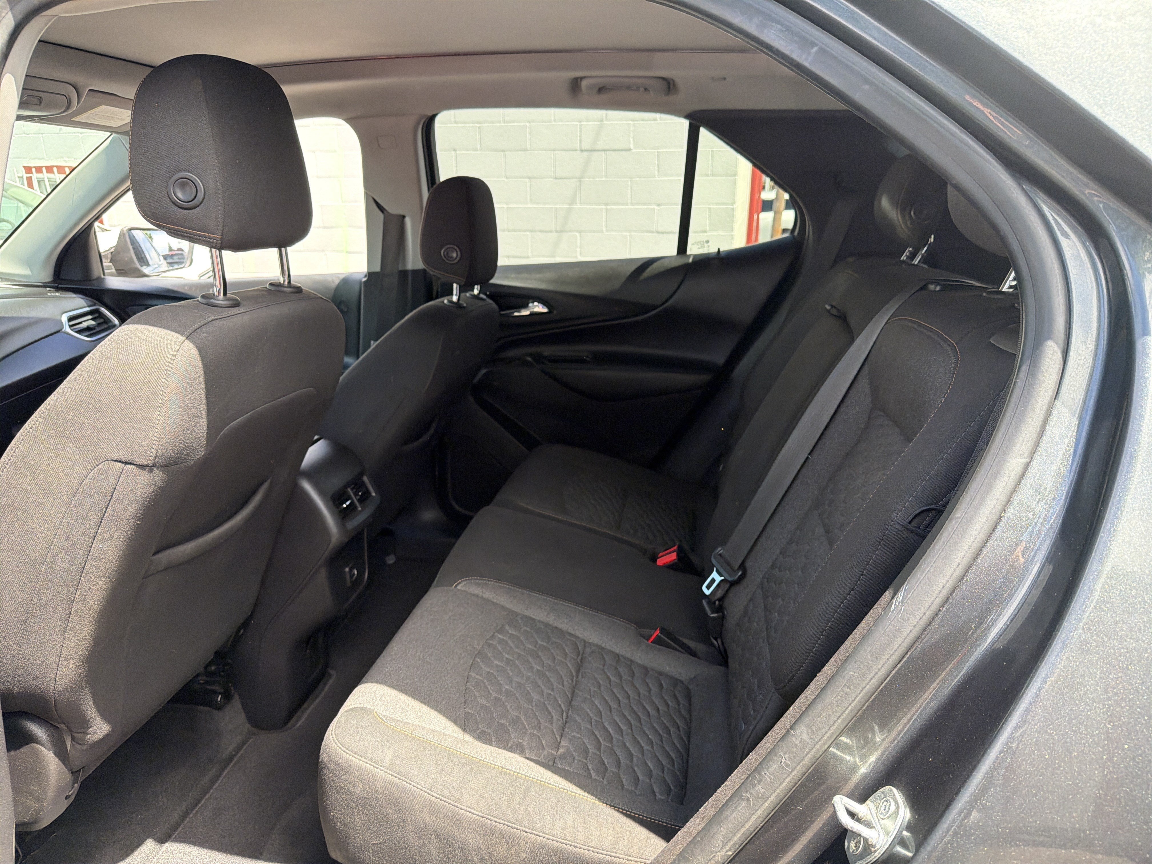 Used 2019 Chevrolet Equinox LT w/ Sun & Navigation Package AWD/4WD image 9