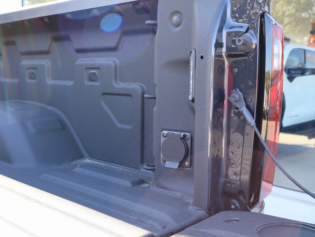 New 2025 GMC Sierra 2500 Denali w/ Denali Reserve Package image 39