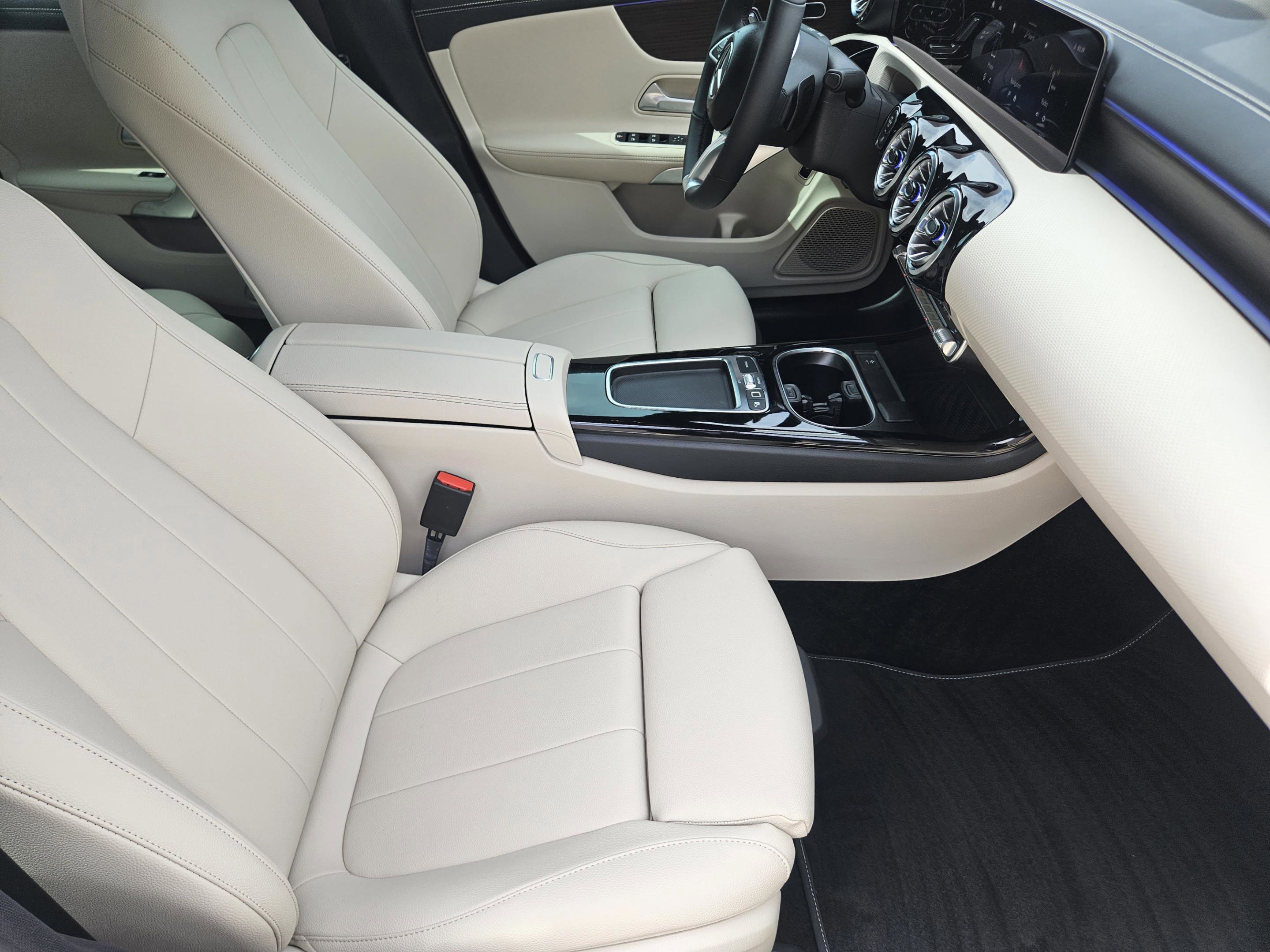 Certified 2026 Mercedes-Benz CLA 250 image 13