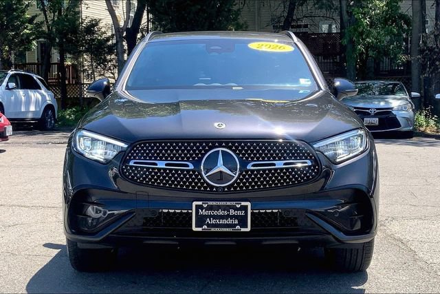 Used 2026 Mercedes-Benz GLC 300 4MATIC image 2