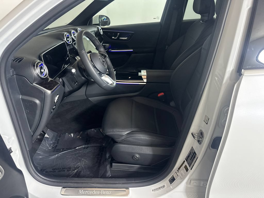 Used 2026 Mercedes-Benz GLC 300 image 9