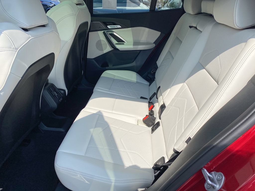 New 2026 BMW X2 xDrive28i w/ Technology Package AWD/4WD image 33