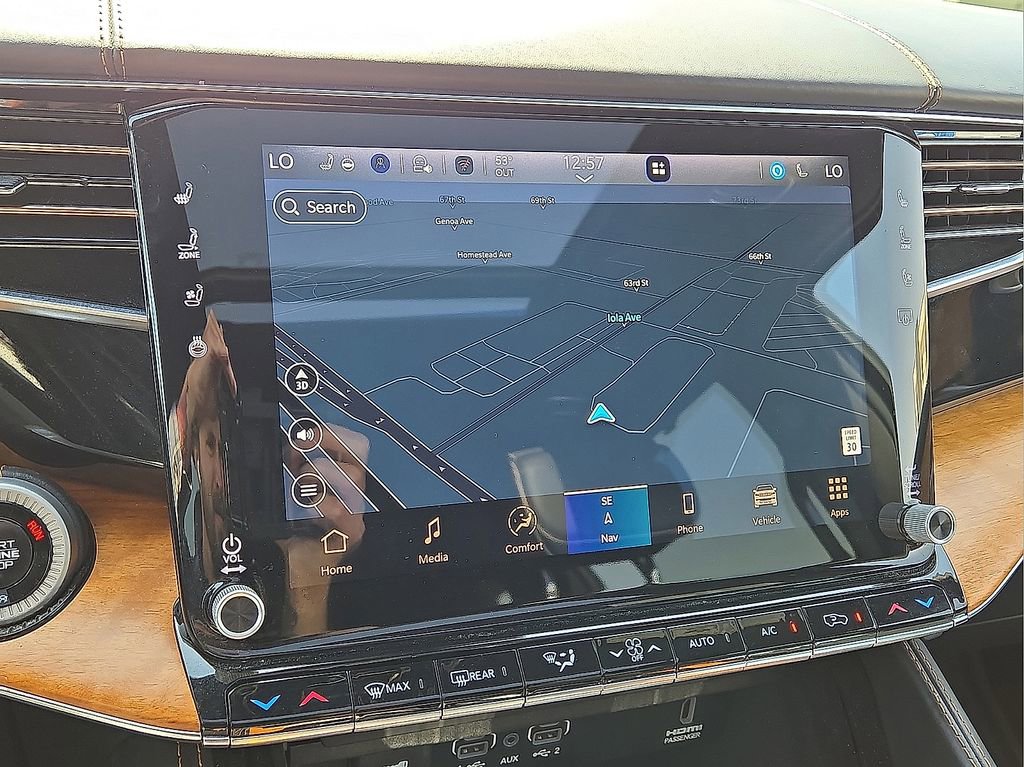 Used 2024 Jeep Grand Wagoneer L Series III image 28