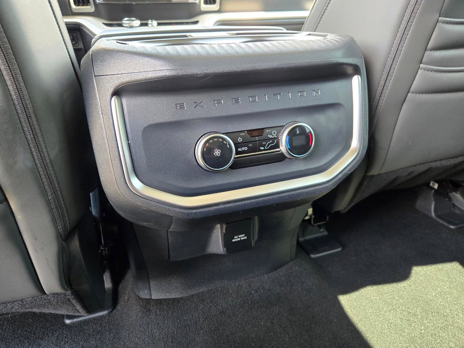 Certified 2025 Ford Expedition Active RWD image 13