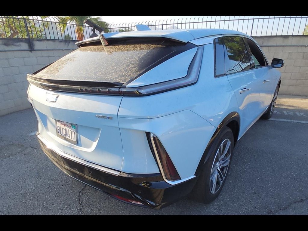 Used 2024 Cadillac Lyriq Luxury RWD image 5