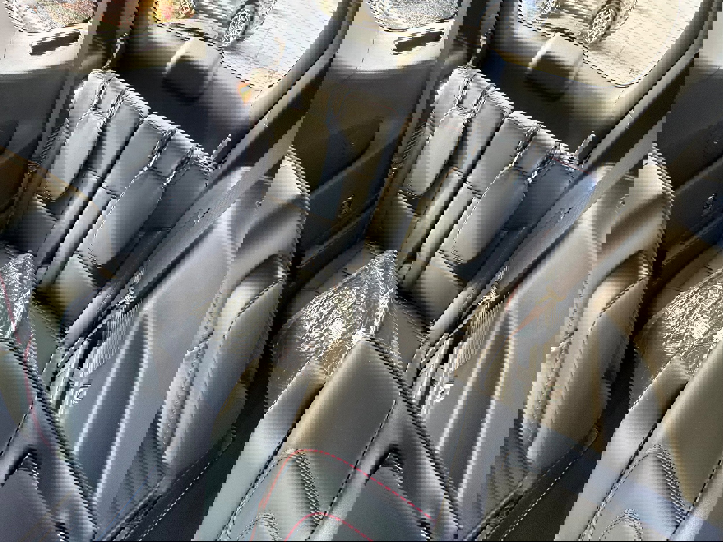 New 2026 Ford Explorer ST-Line w/ ST-Line Street Pack image 15