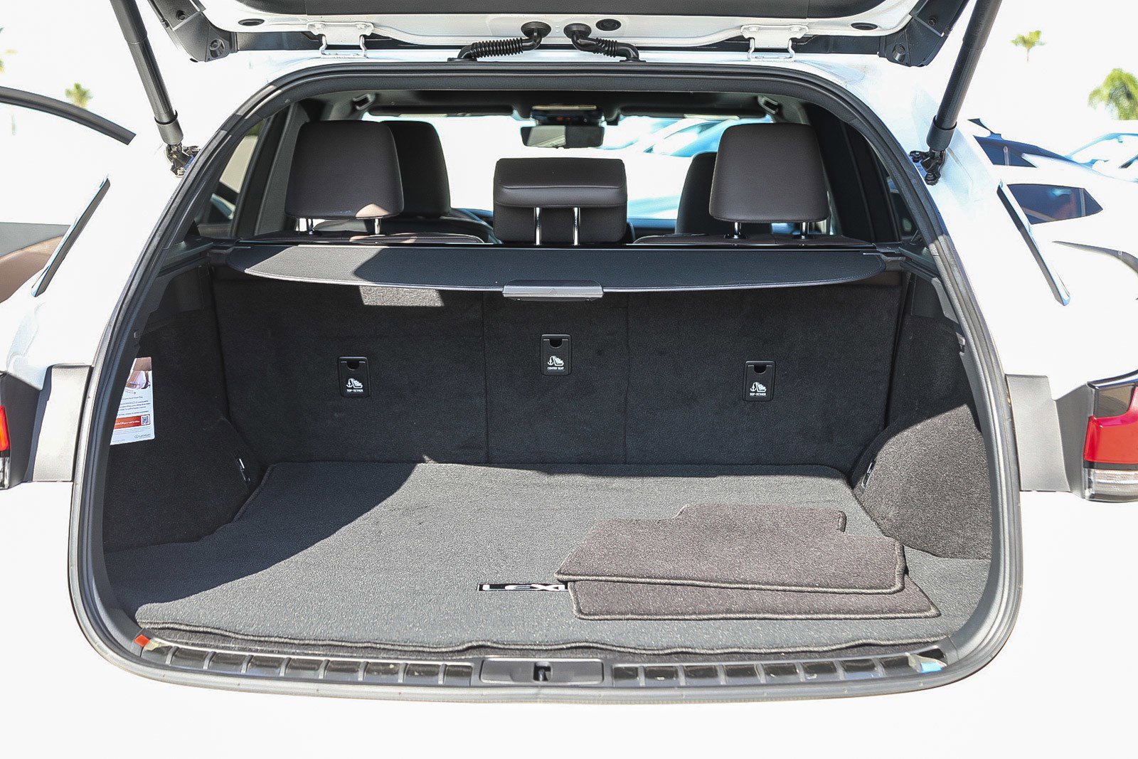 Used 2023 Lexus RX 350 FWD w/ Cold Area Package image 25