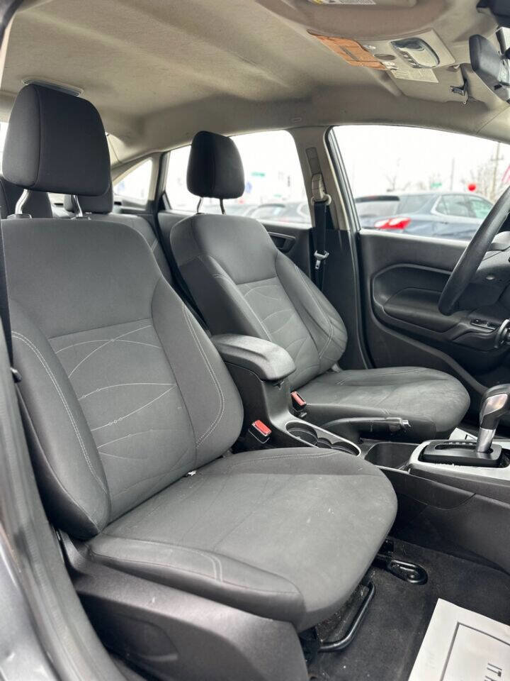 Used 2018 Ford Fiesta SE image 23