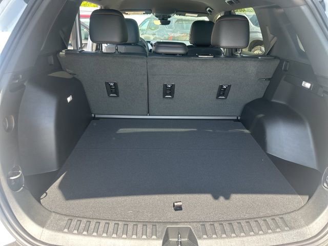 New 2026 Chevrolet Equinox RS w/ Safety and Technology Package FWD image 11