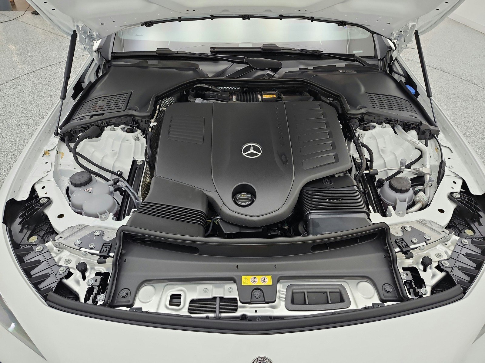 New 2027 Mercedes-Benz CLE 450 4MATIC Coupe image 12