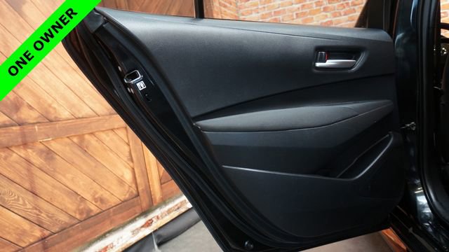 Used 2020 Toyota Corolla LE FWD image 38