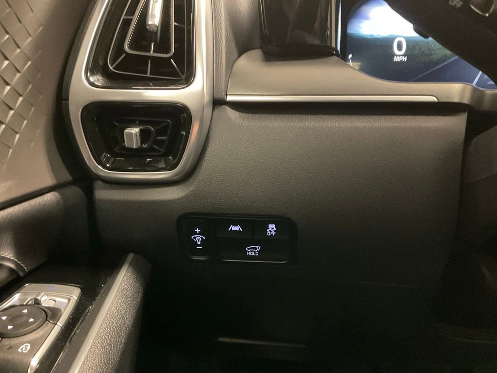 Used 2023 Kia Sorento SX image 12