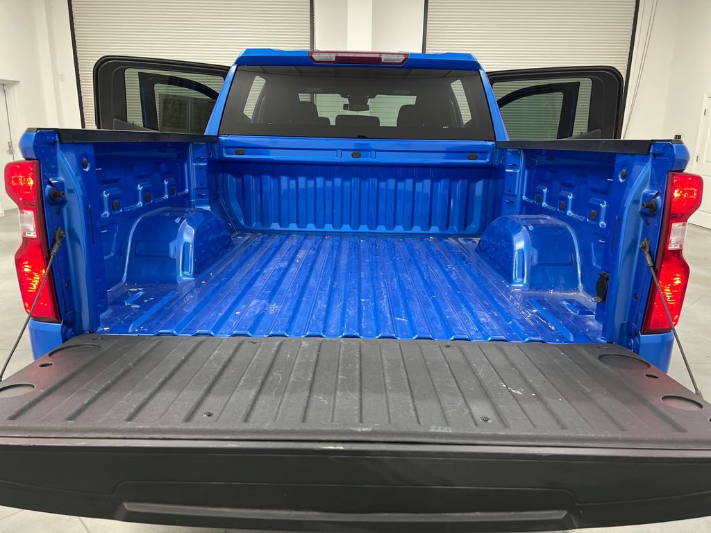 Used 2025 Chevrolet Silverado 1500 LT AWD/4WD image 35