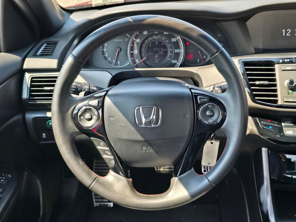 Used 2017 Honda Accord Sport Special Edition image 18